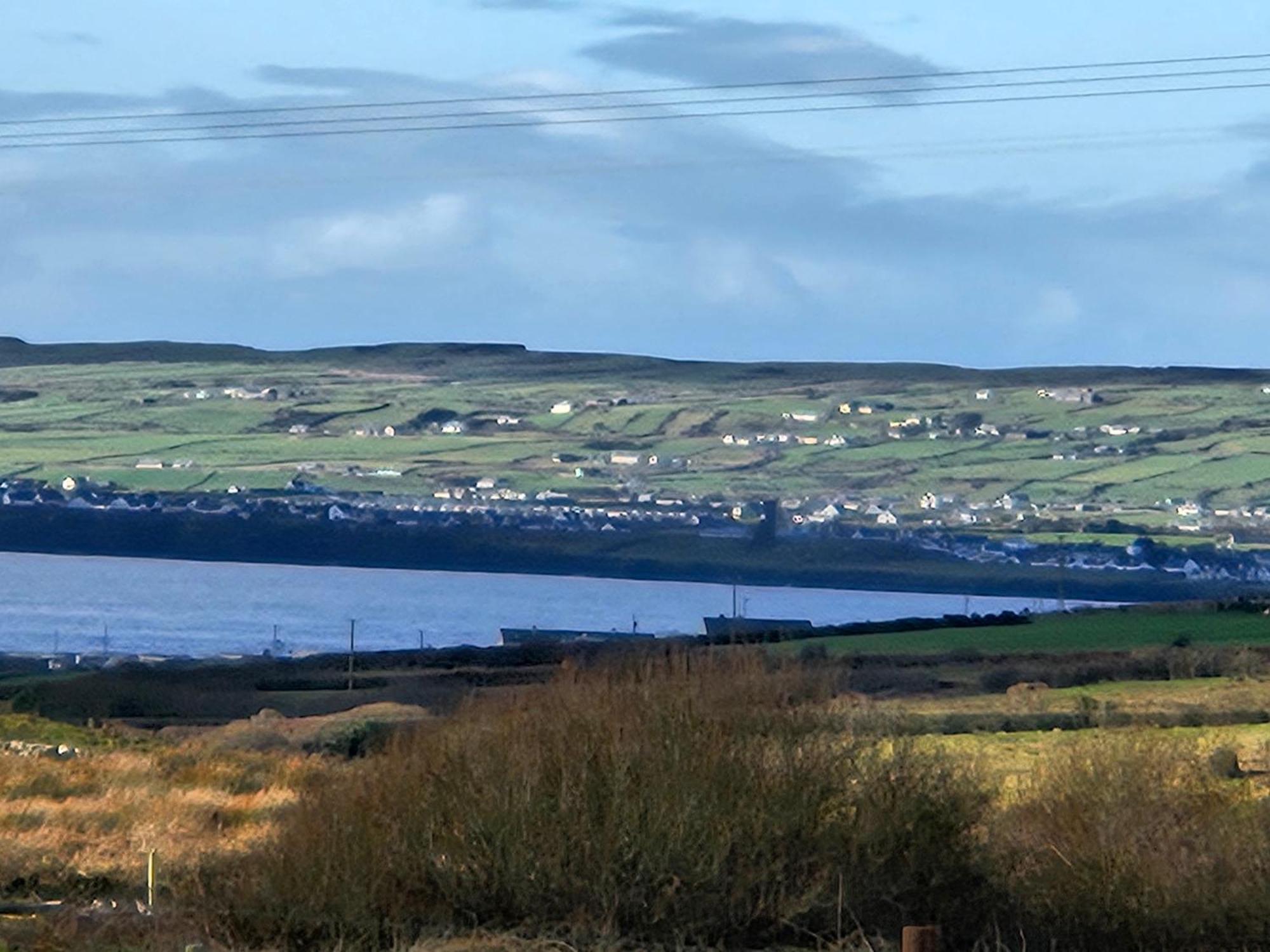 Suaimhneas Pension Lahinch Buitenkant foto